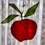 Apple (large with 3 leaves)